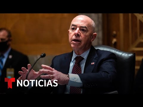 Alejandro Mayorkas defiende el plan migratorio de Biden | Noticias Telemundo